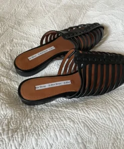 & Other Stories Strappy fisherman Mules Sandals Black leather