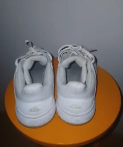 Adidas - Ligra 6 - 39,5