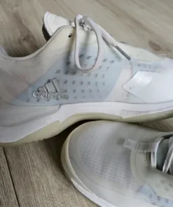Adidas Avacourt W rozmiar 42 2/3
