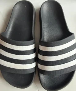 Adidas badtofflor