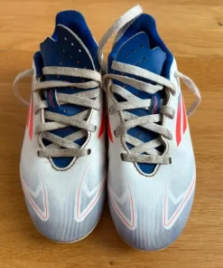 Adidas fotbollsskor 31