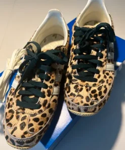 Adidas leopardsko