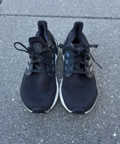 Adidas löparsko
