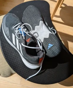 Adidas Padelsko str 41 1/3 Marineblå m hvide striber