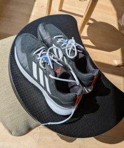 Adidas Padelsko str 41 1/3 Marineblå m hvide striber