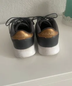 Adidas Qt Racer