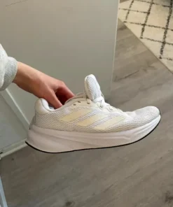 Adidas response lenkkarit
