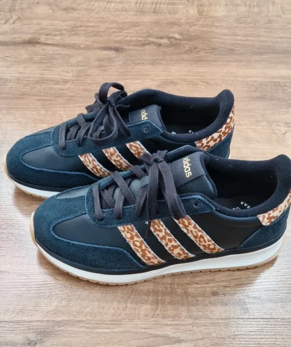 Adidas Run 70s 2.0