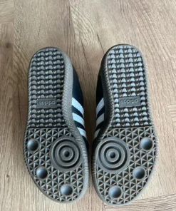 Adidas Samba sneakers