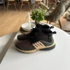 Adidas sko