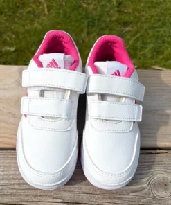 Adidas sneakers 24