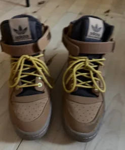 Adidas støvler