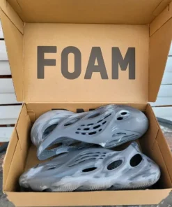 Adidas Yzy Foam Rnr