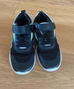 Adidasy chłopięce