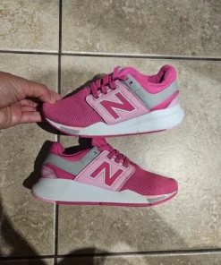 Adidasy New Balance 247