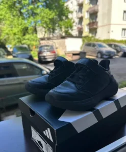 Adidasy tensaur rozmiar 33