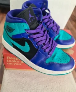Air Jordan 1 Mid Black Grape