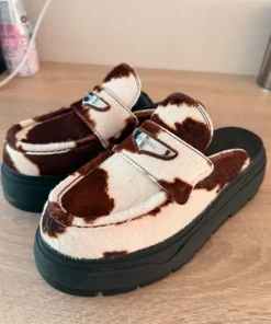 Air Jordan Hex Mule – Cow Print (Wzór w krowę)