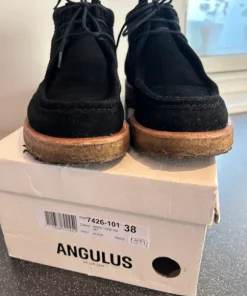 Angulus sko