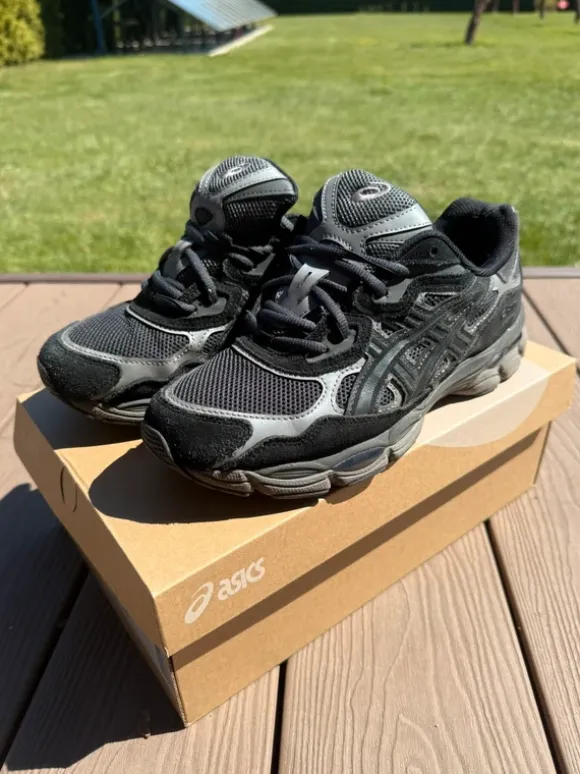 Asics Gel NYC stan bardzo dobry Oryginalne potwierdzenie zakupu swag