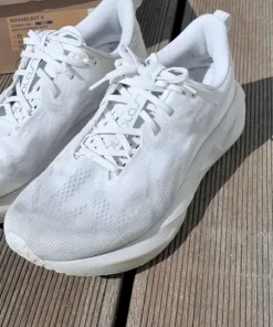 Asics Novablast 5 White str. 45