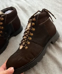 Asos design shoes, boots 100% cowhide leather. Size 42