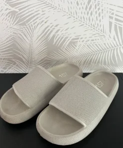 Badtofflor ”chunky slipper” storlek 36/37