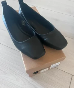 Ballerinaskor Only strl 38