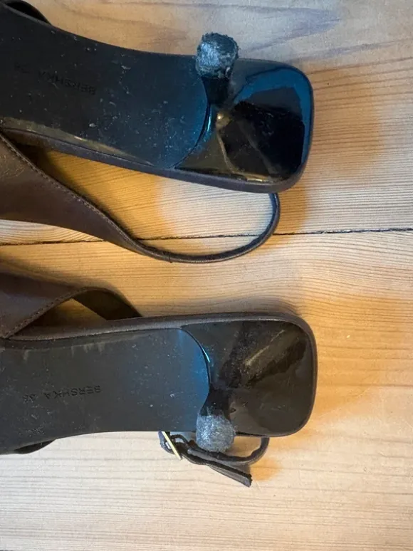 Bershka kitten heel