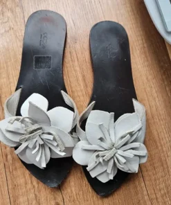 Białe klapki skórzane Coeur Made in Italy r. 38