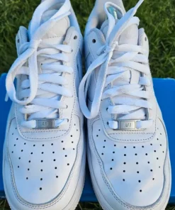 Białe sneakersy Nike Air Force Low '07 | Rozmiar 42