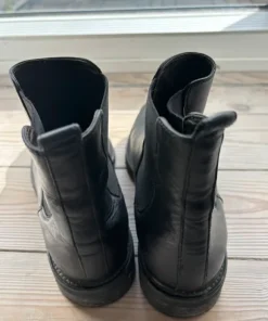 Billi Bi Chelsea boots