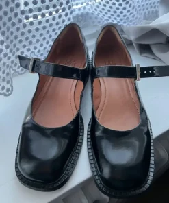 Billi bi mary janes
