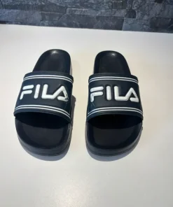 Blåa badtofflor