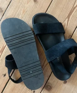 Black sandals