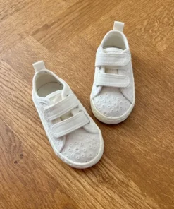 broderet sneaker H&M str 22