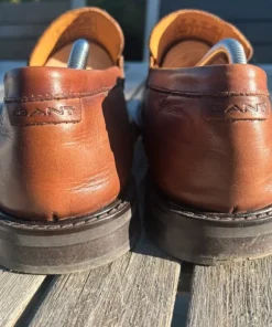 Bruna penny loafers från Gant, sparsamt använda.