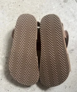 Bruna sandaler HM stl 26