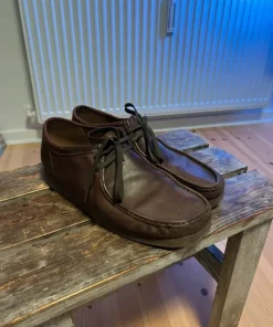 Brune læder clarks