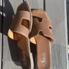 Brune sandaler