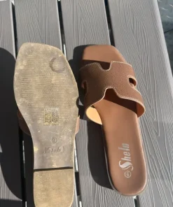 Brune sandaler