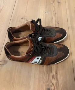 Brune sneakers