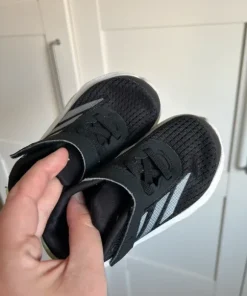 Buciki chłopięce Adidas, 24