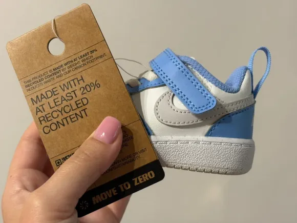 Buciki Nike rozmiar 18,5 mogą być 2 pary dla bliźniąt 250 zł