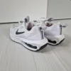 Buty Białe Nike Air Max intrlk Rozmiar 33Rozmiar: 33 EUDługość wkładki: 20,5 cmStan:Rozmiar 33