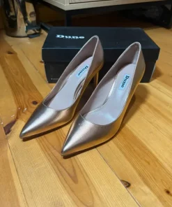 Buty damskie, Dune London