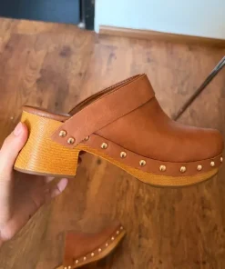Buty drewniaki