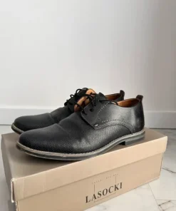 Buty garniturowe Lasocki
