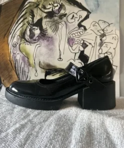 buty mary jane