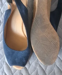 Buty na koturnie